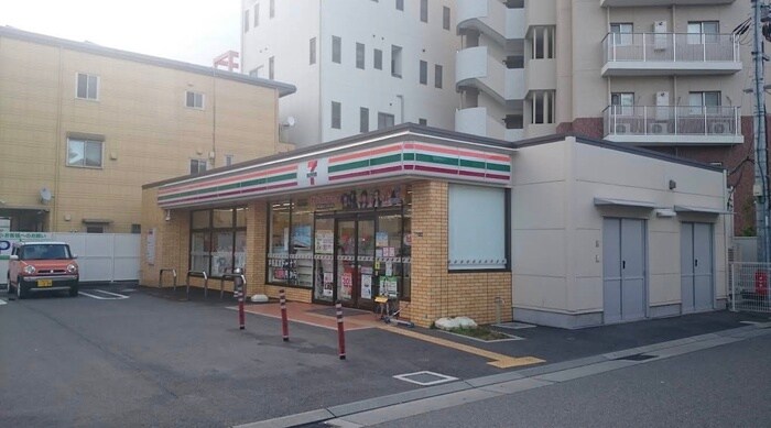 コンビニ(コンビニ)まで230m ジョイマンション雲雀ヶ丘