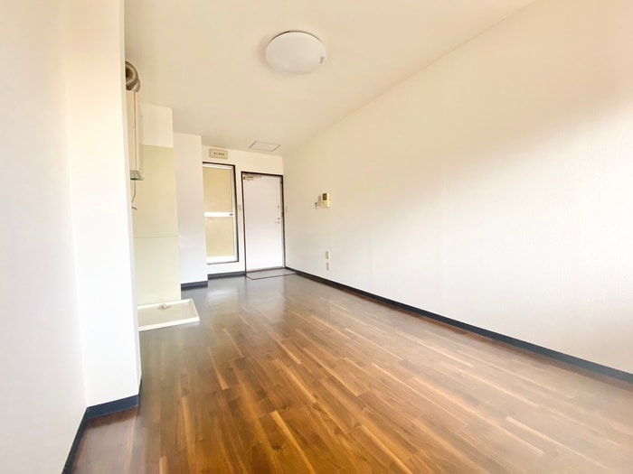 居室 三国ケ丘ＭＴハイツ