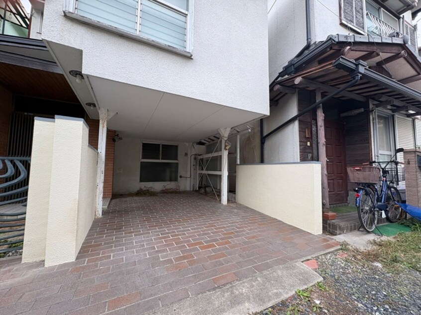 駐車場 半町３丁目貸家