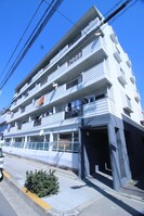 リッシュヴィラージュの外観