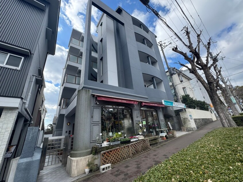 外観写真 サンクラッソ阪急六甲駅前EAST