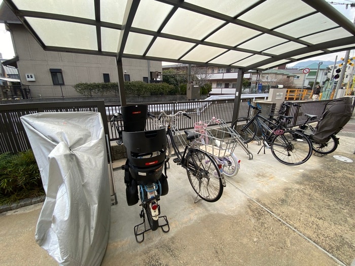 駐輪場 バラ－ド夙川Ⅱ