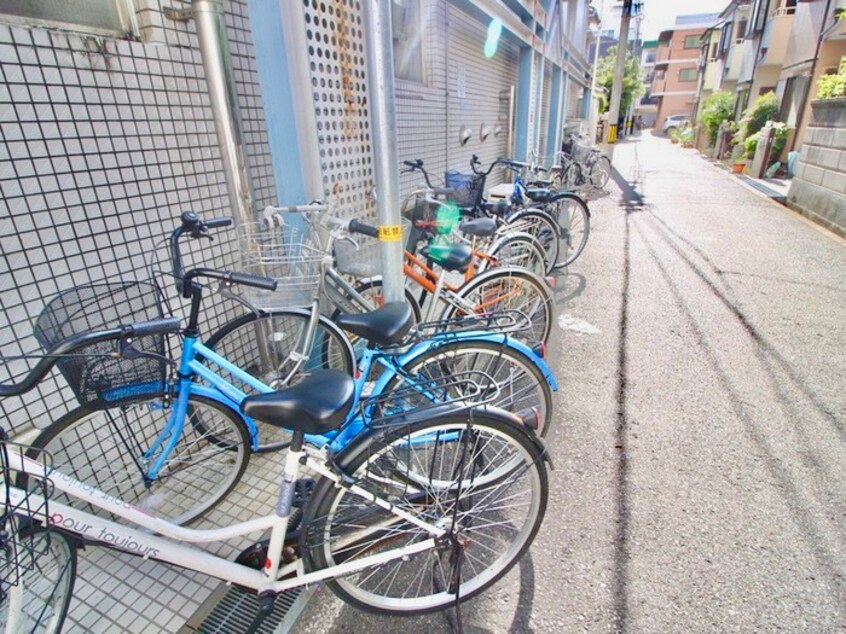 駐輪場 エナブルビル