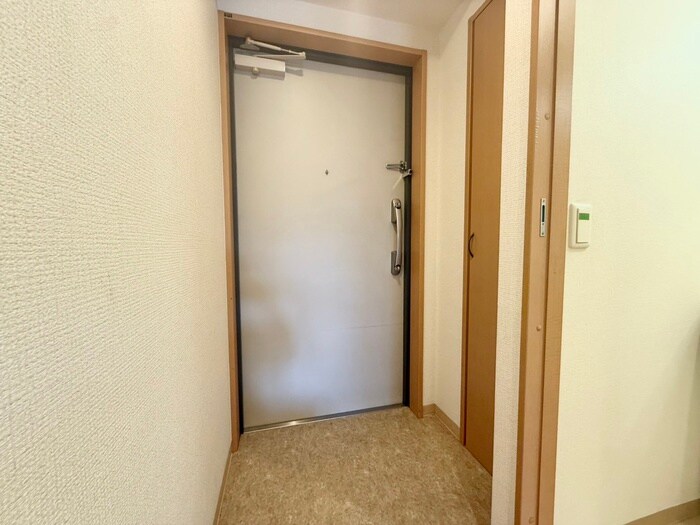 玄関 マンスフィールド桃谷