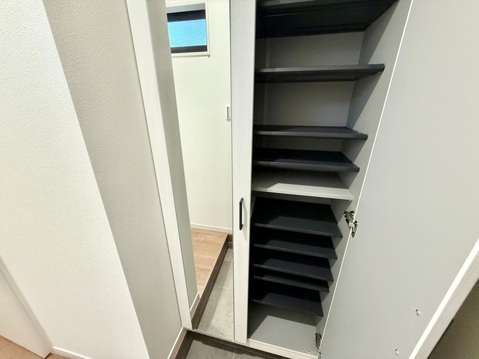 靴箱 ルナ大久保駅前