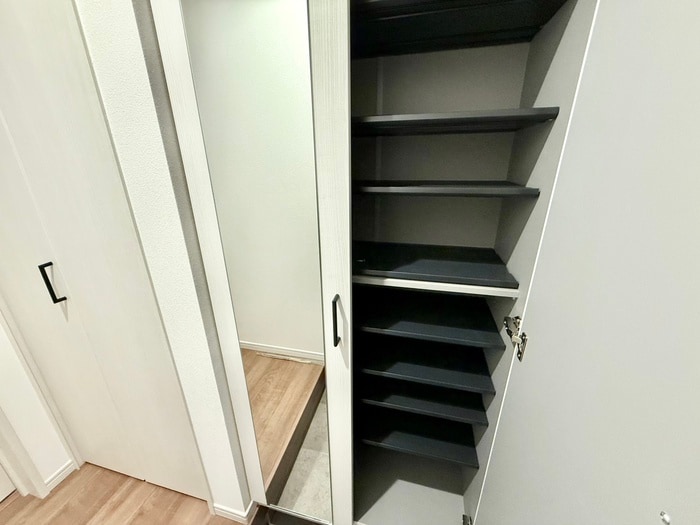 靴箱 ルナ大久保駅前