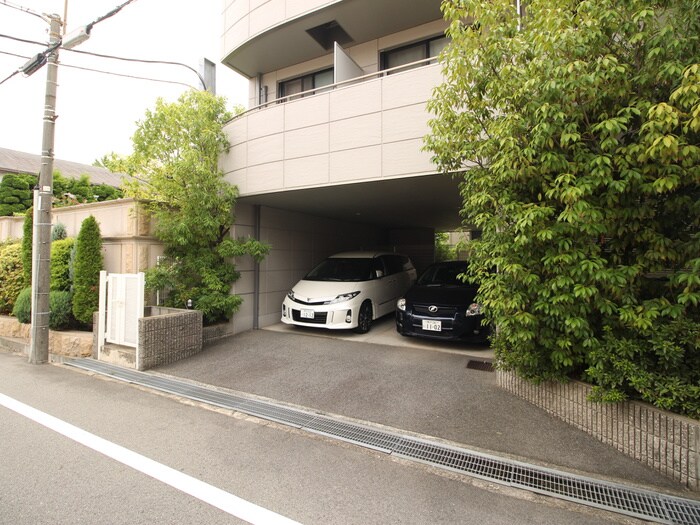 駐車場 ステュディオ芦屋山手