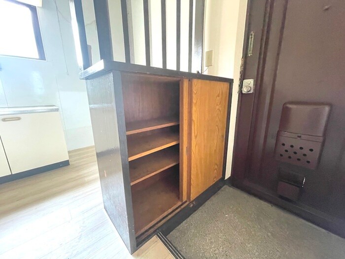 靴箱 阪井マンション