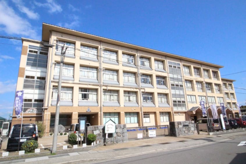 下阪本小学校(小学校)まで663m メゾンアンソレイユ