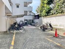 駐輪場 シャトー高野