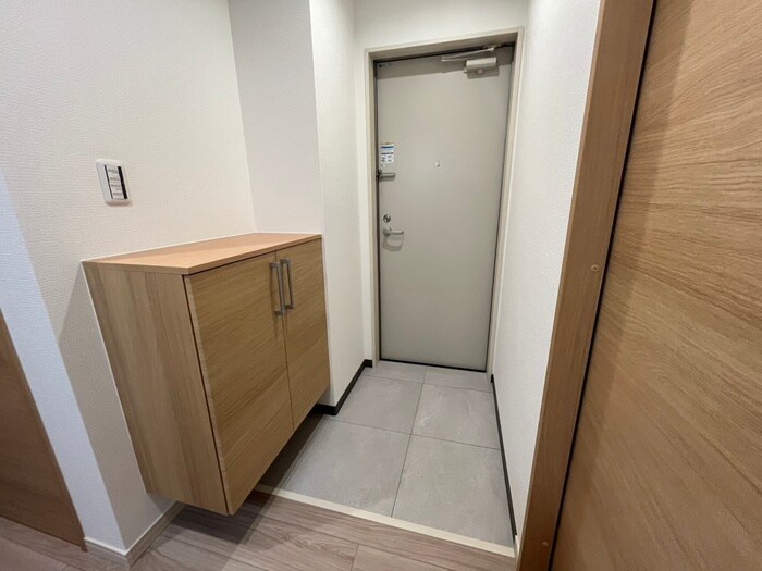 玄関 Ｓ　Ａｐｔ．王居殿Ⅲ