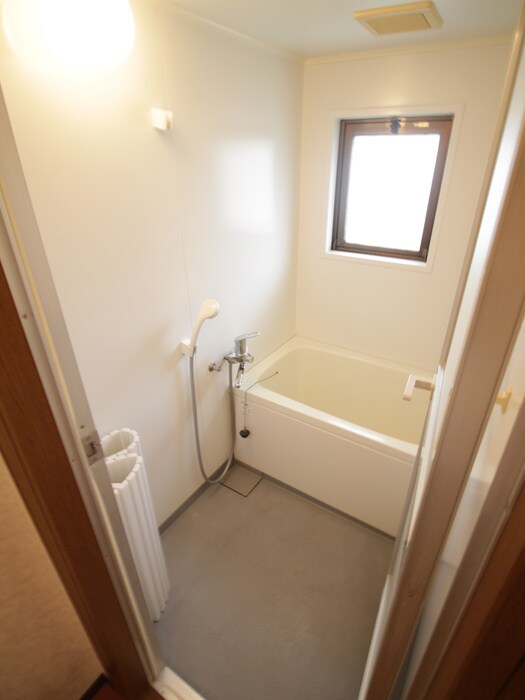 バス／シャワールーム等 マキノコ－ポエイト