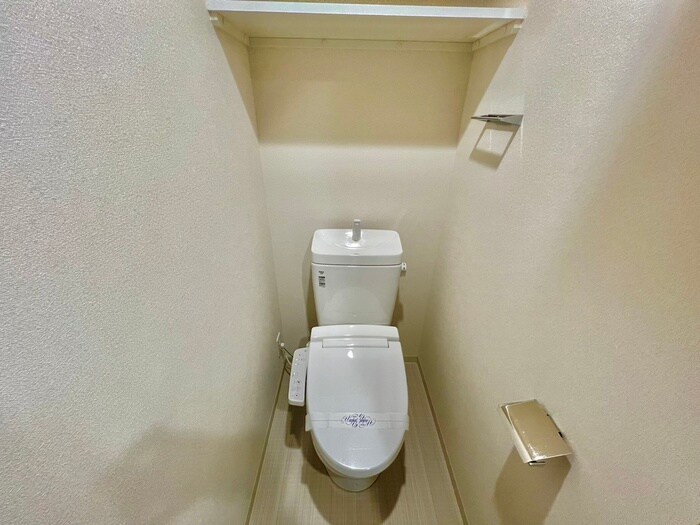 トイレ ﾌﾟﾚｻﾝｽ天神橋筋六丁目ｳﾞｫﾜｰﾙ