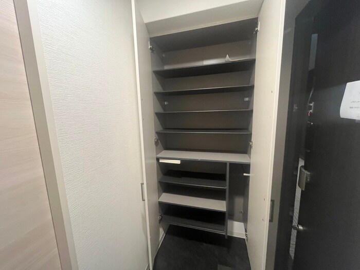 靴箱 Residence Tresor Dieu