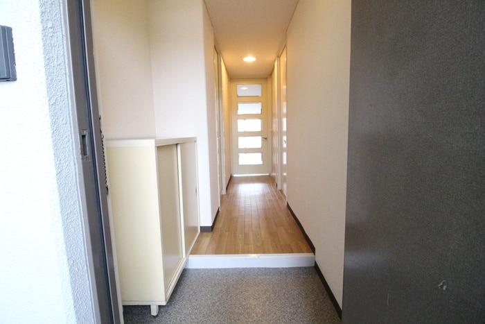 玄関 サンサーラ２１