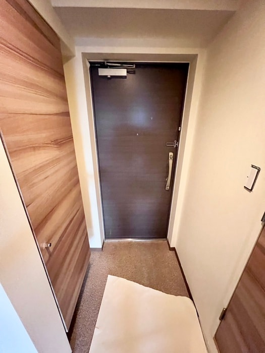 玄関 オズレジデンス尼崎