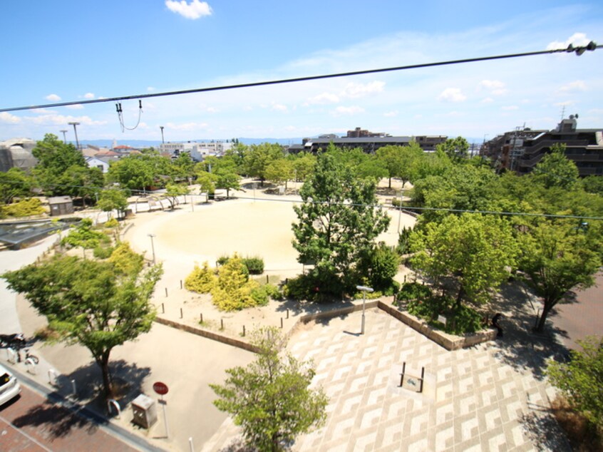 佐井寺南が丘公園(公園)まで360m サンヒルズ上山手