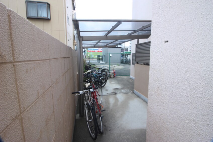 駐輪場 シティフラット