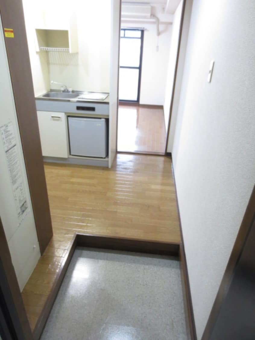 廊下 ワイズスクエア