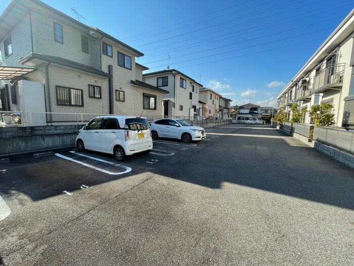駐車場 ア・レーズⅠ番館
