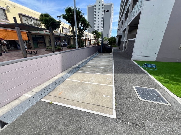 駐輪場 グランシャリオひよどり台