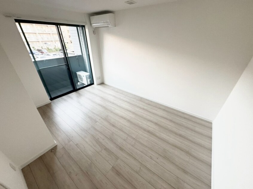 居室 プルメリア阪大前