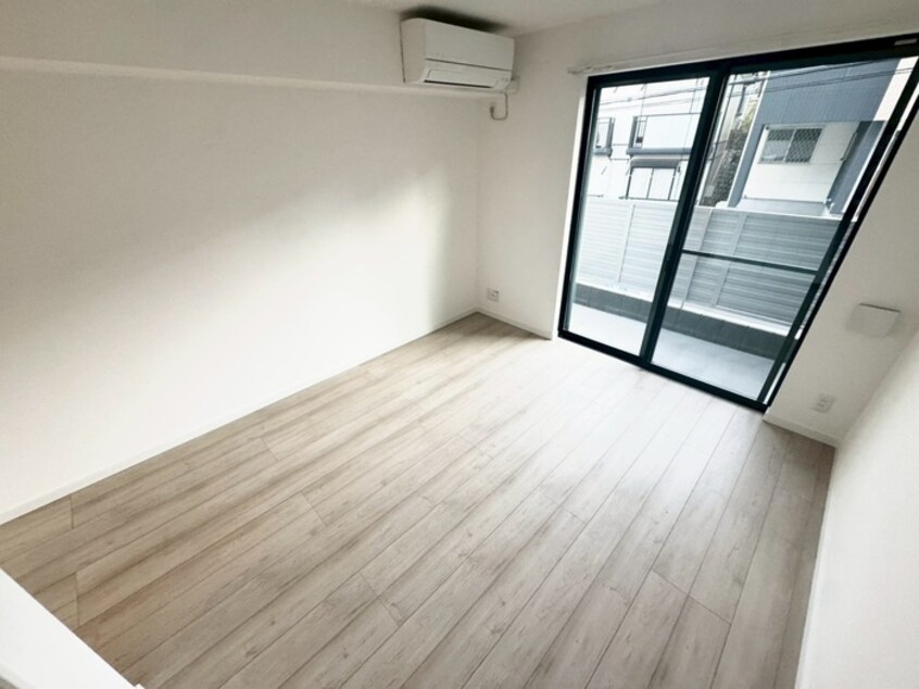 居室 プルメリア阪大前