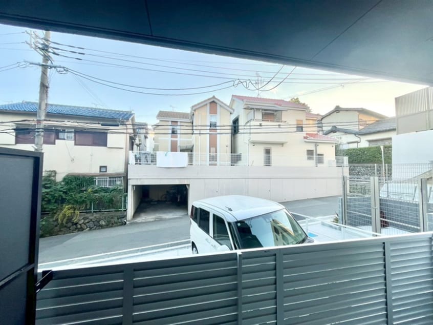 室内からの展望 プルメリア阪大前