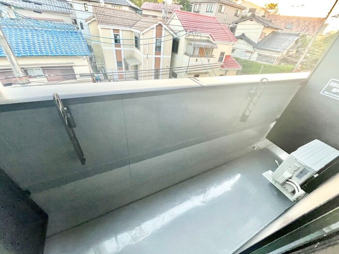 ベランダ・バルコニー プルメリア阪大前