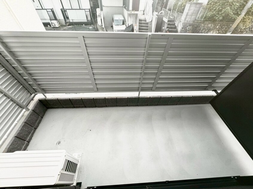 ベランダ・バルコニー プルメリア阪大前