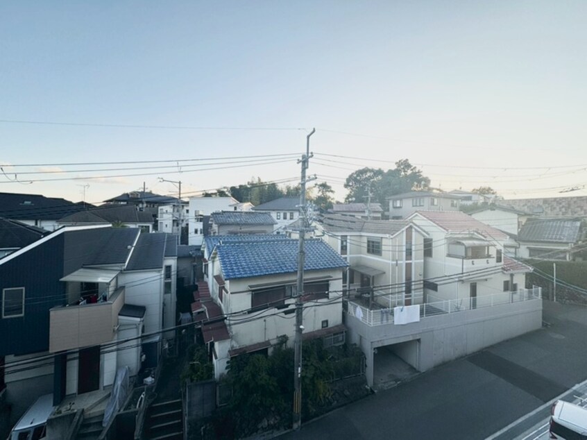 室内からの展望 プルメリア阪大前