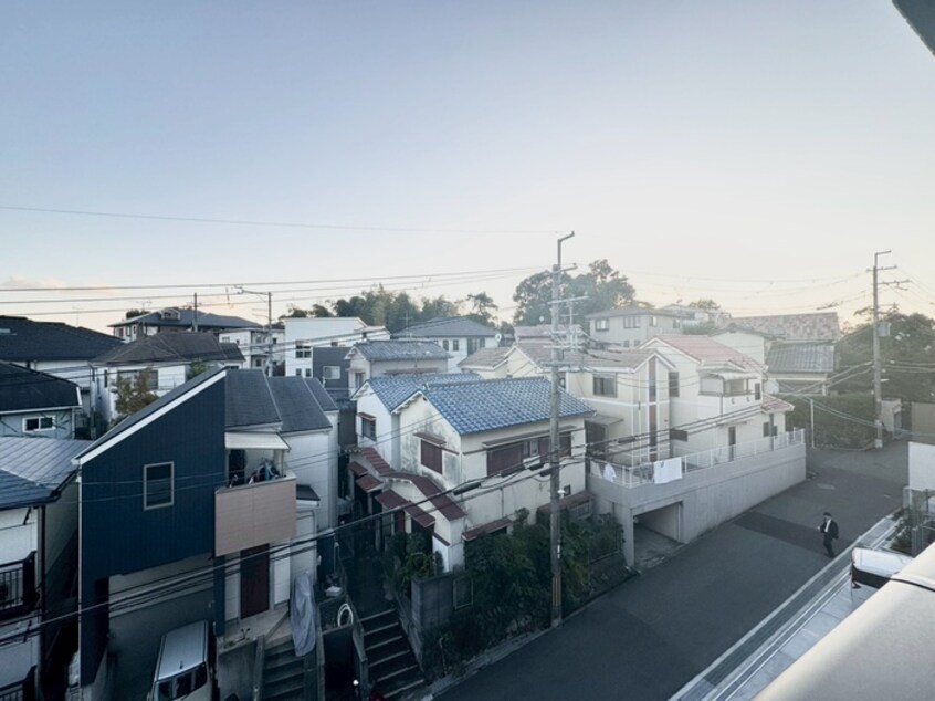 室内からの展望 プルメリア阪大前