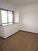 居室 インペリアル花屋敷