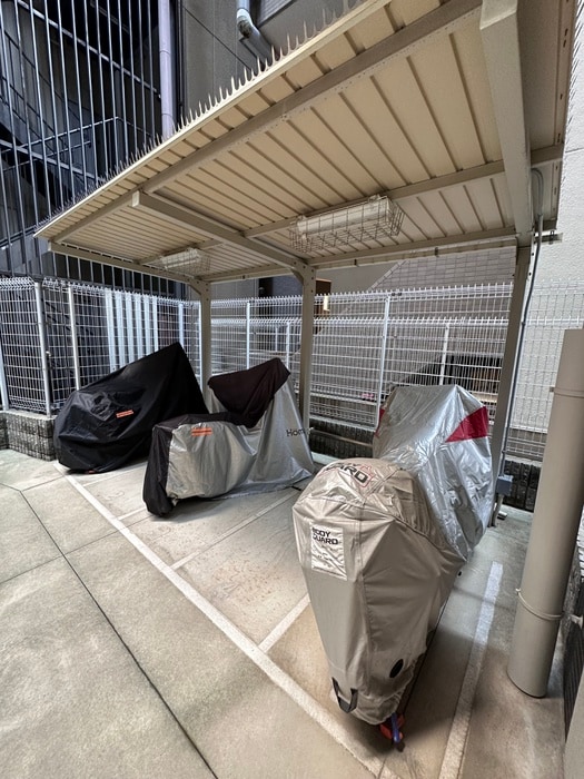 バイク置き場 プライムアーバン御堂筋本町