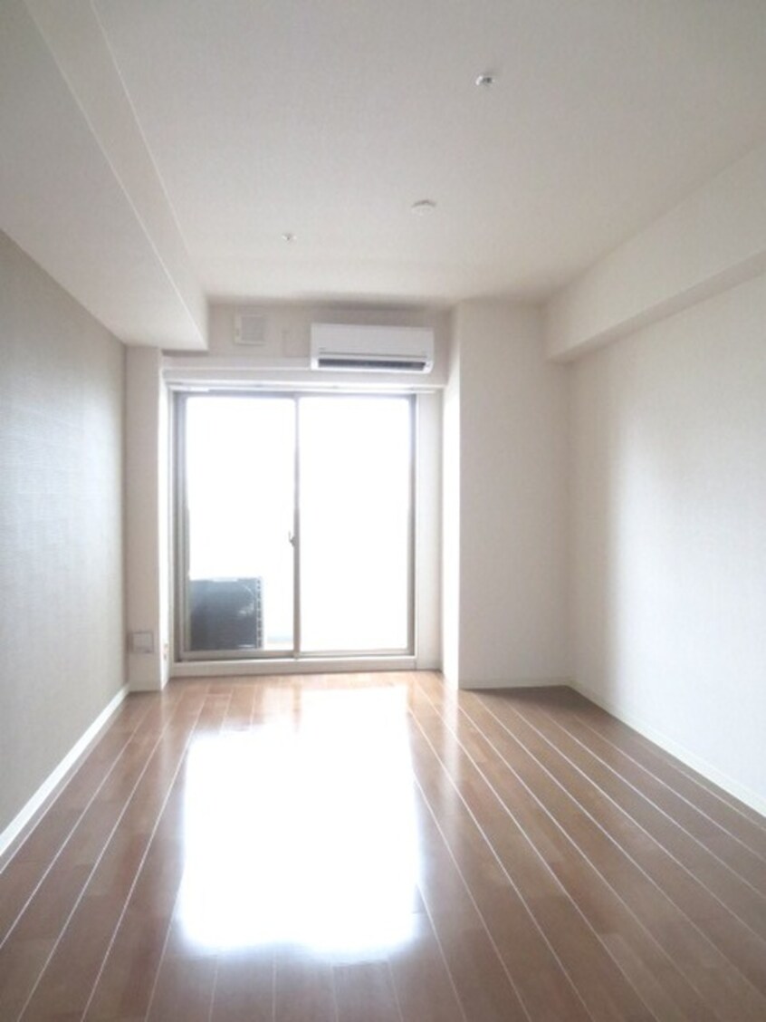 居室 プライムアーバン御堂筋本町