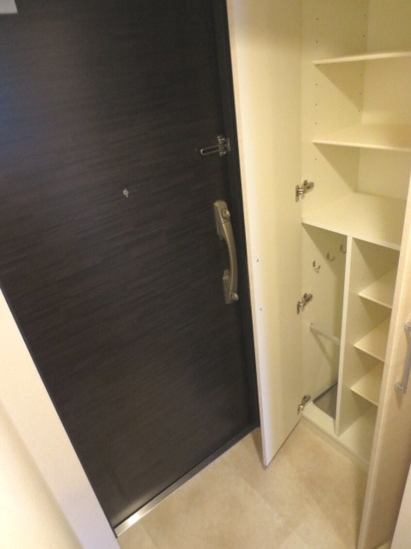 靴箱 プライムアーバン御堂筋本町