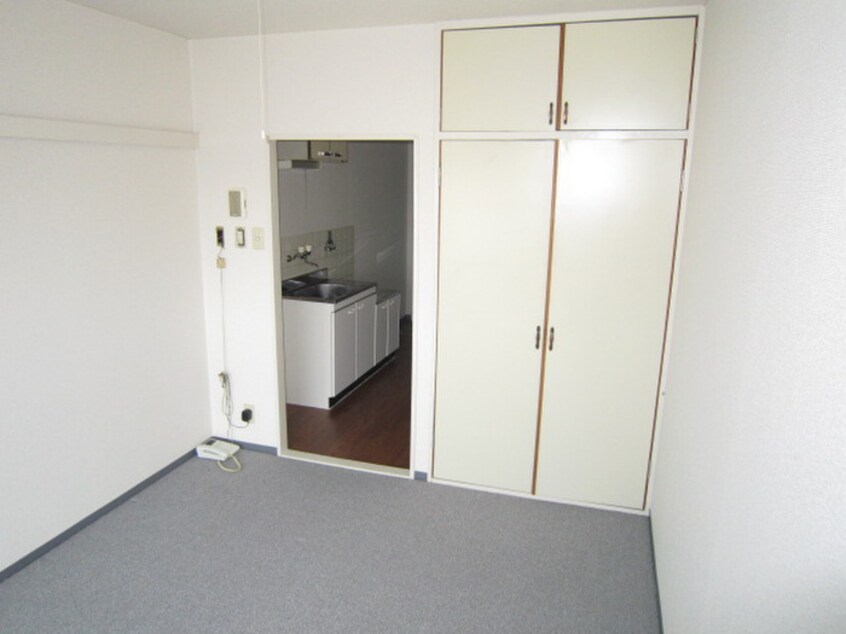 居室 エレガンス平野