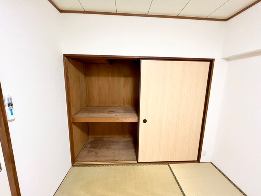 収納 ユニハイム明石(502)