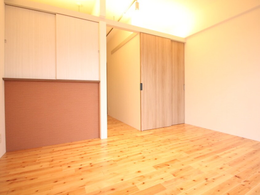 居室 Ｗ　ＩＫＥＤＡ