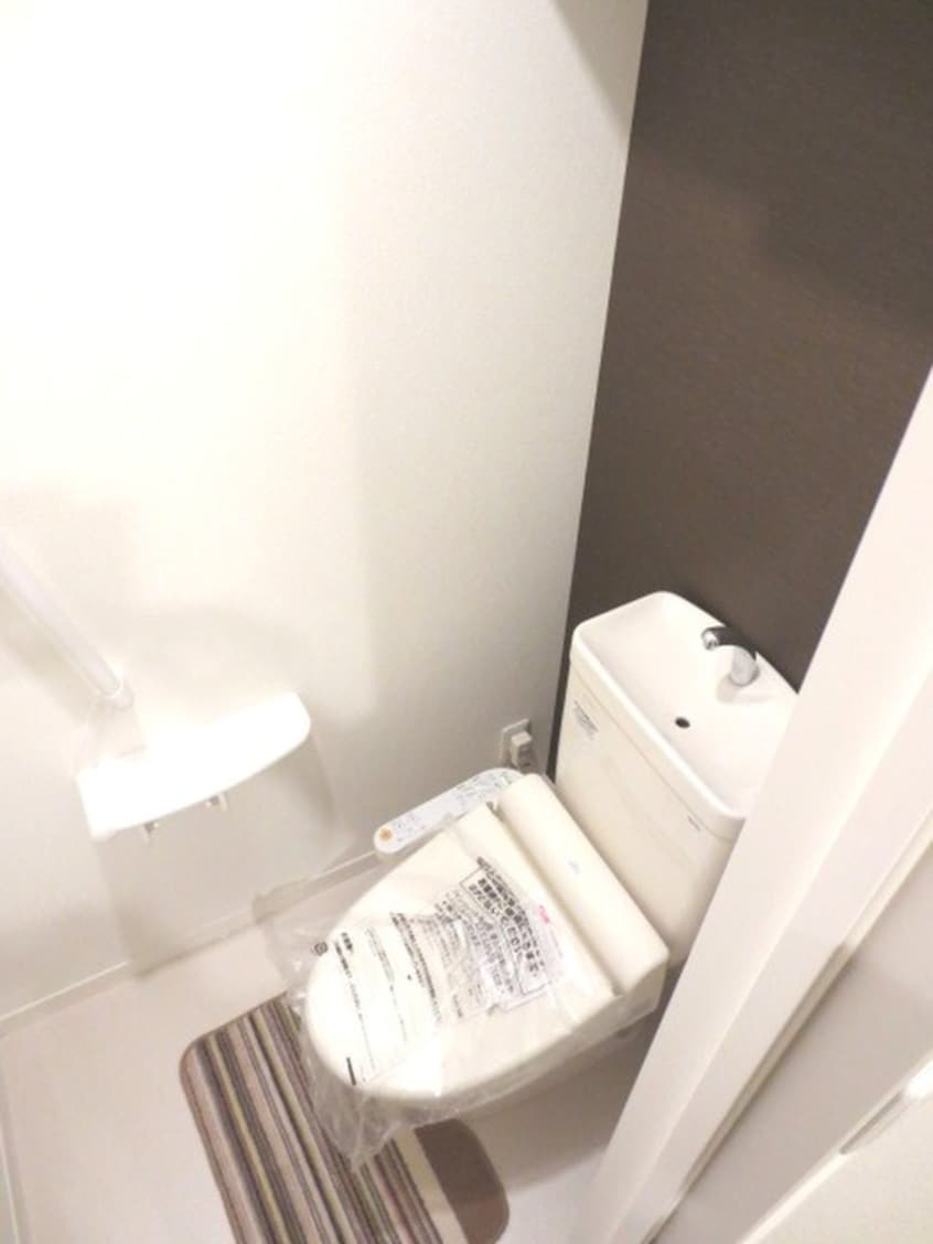 トイレ グランメゾンレイラ