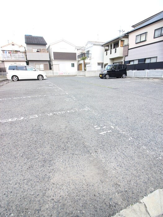 駐車場 プリネ－ル