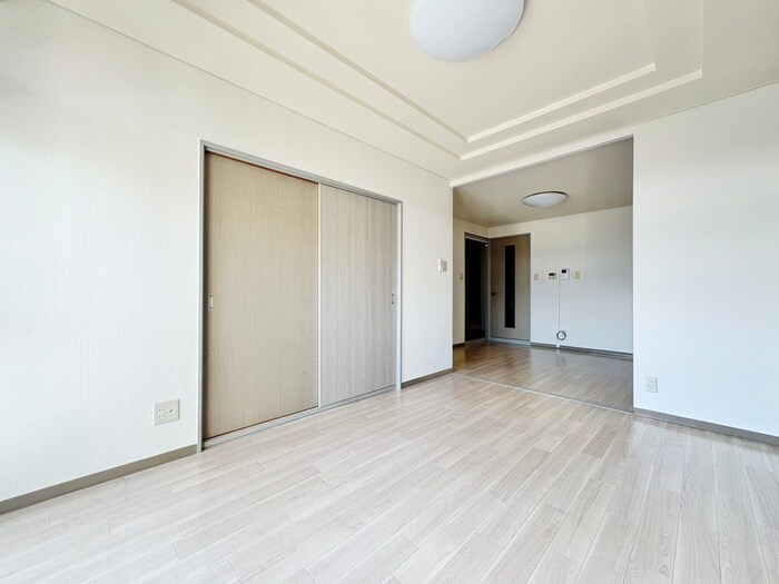 居室 チェリ－ガ－デン