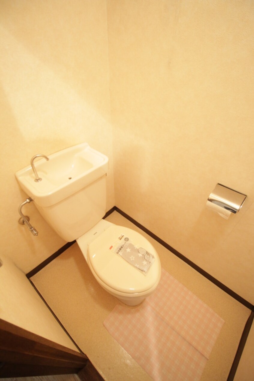 トイレ サンコ－ポウエノ