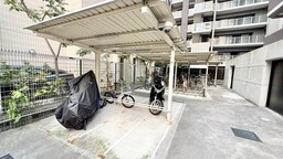 バイク置き場