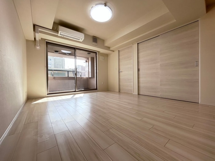 居室 ジオ烏丸五条（503）