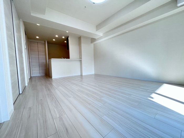 居室 ジオ烏丸五条（503）