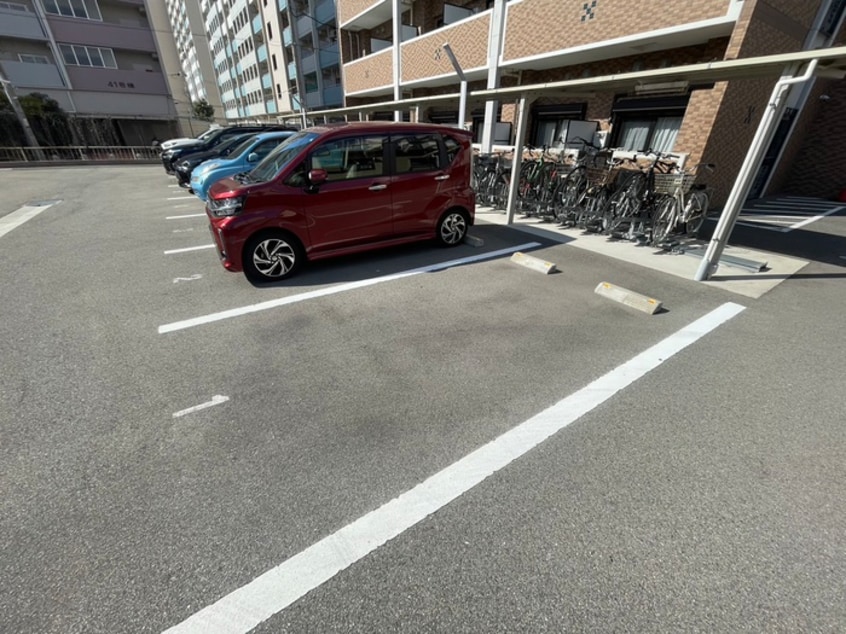 駐車場 Ｌｕｘｅ神戸ＷＥＳＴ