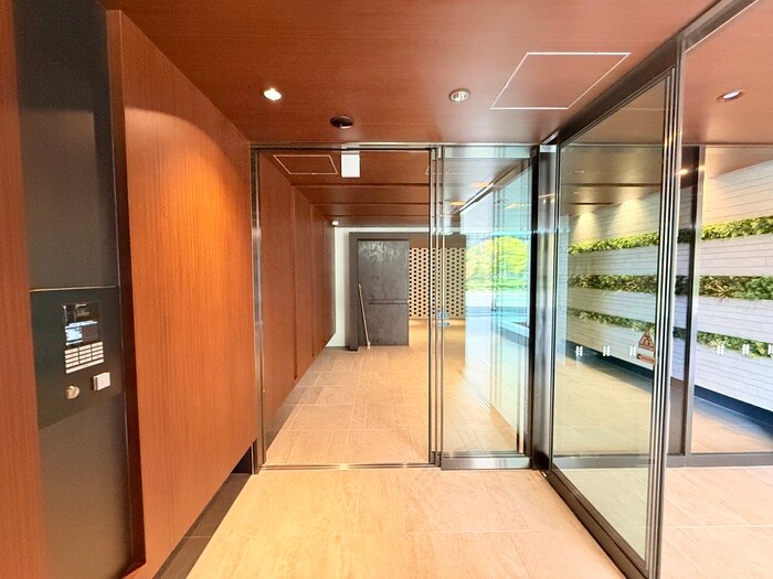 エントランス部分 ソルレヴェンテ新梅田