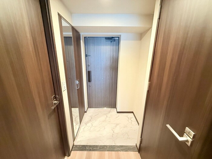 玄関 ソルレヴェンテ新梅田