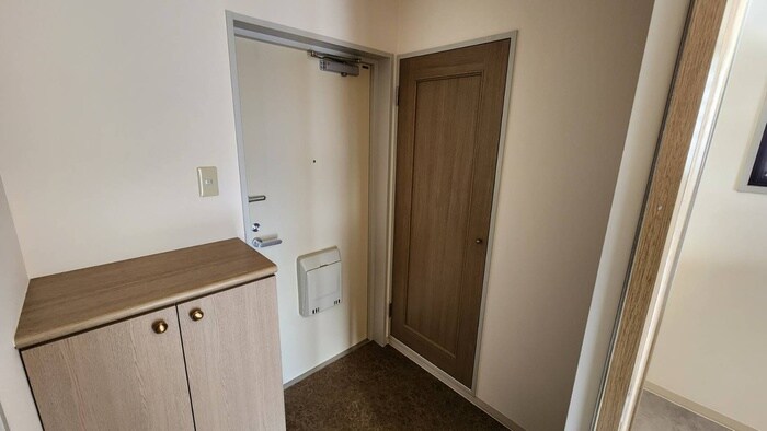 玄関 セレ－ナ塚口